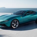 Ferrari Amalfi 2025 tampak depan dengan desain floating wing dan siluet Gran Turismo modern