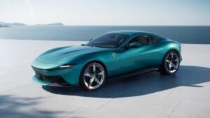 Ferrari Amalfi 2025 tampak depan dengan desain floating wing dan siluet Gran Turismo modern