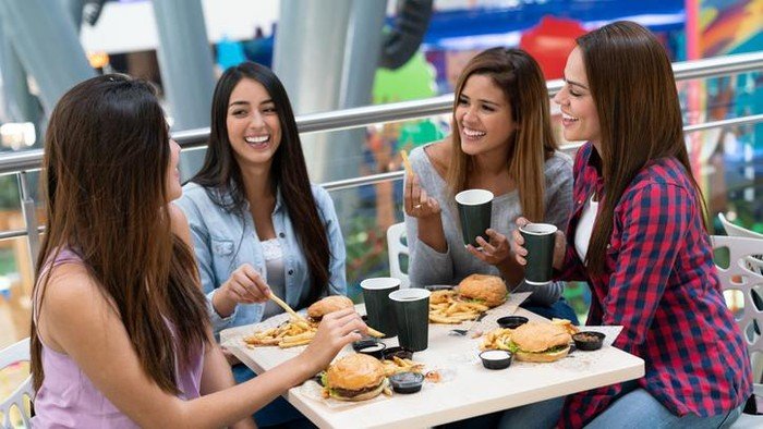 tips makan hemat di mall dengan gaya santai