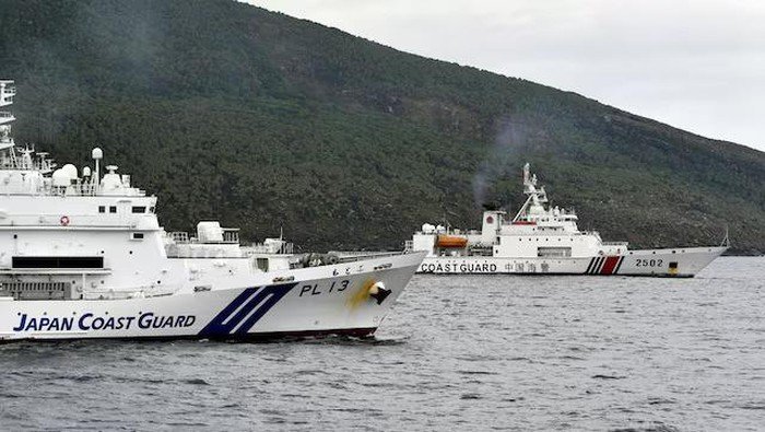 Pengeboran gas China di Laut China Timur yang menuai protes Jepang, China bangun rig gas di Laut China Timur.