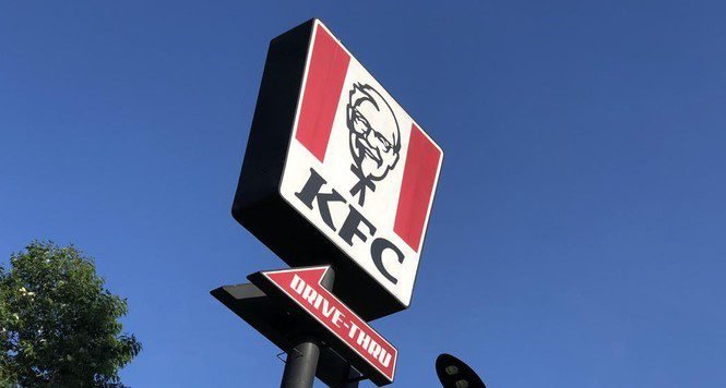 Kinerja KFC Indonesia 2025: Kerugian Menurun, Laba Bruto Naik Signifikan