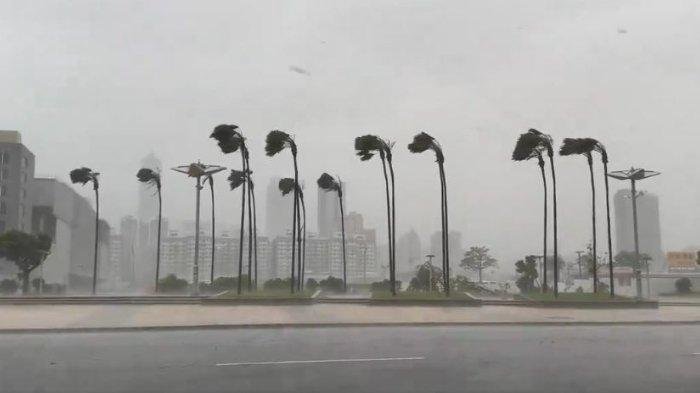 Angin Topan Ragasa Guncang Taiwan Timur