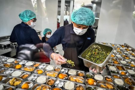 DPR Dukung Adanya School Kitchen untuk MBG, Apa itu?