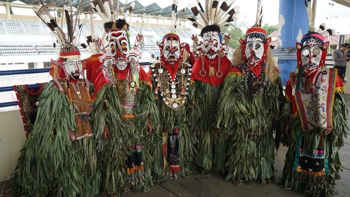 Tari Hudoq Dayak: Warisan Mistis dari Tanah Kalimantan