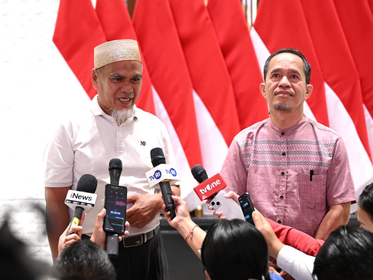 Nama Baik Direhabilitasi Prabowo, Dua Guru Ini Minta Jangan Ada Lagi Kriminalisasi Pendidik