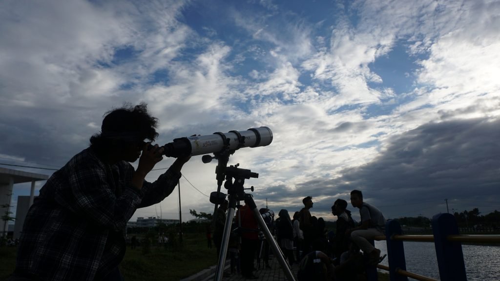 Penentuan Awal Ramadan Integrasikan Hisab dan Rukyat