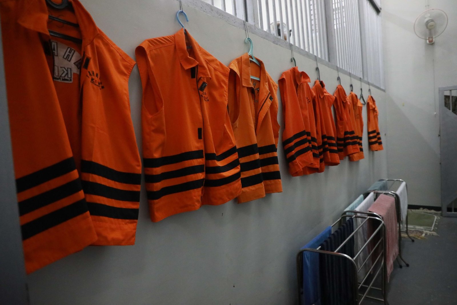 Lenggang Kangkung Tahanan KPK