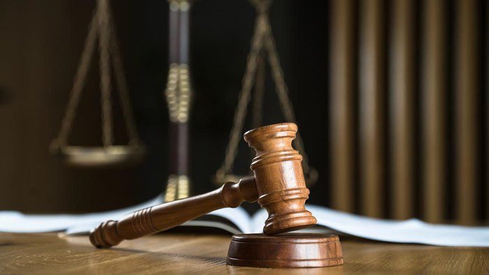 MK Perintahkan Ubah UU Pensiun Eks Pejabat Negara