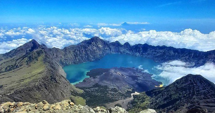 Kuota Pendakian Rinjani Langsung Habis Diserbu Pendaki