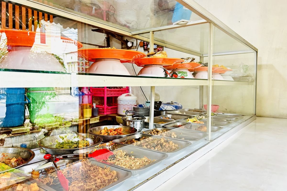 Asal Usul Warteg dari Kuli hingga Digemari Semua